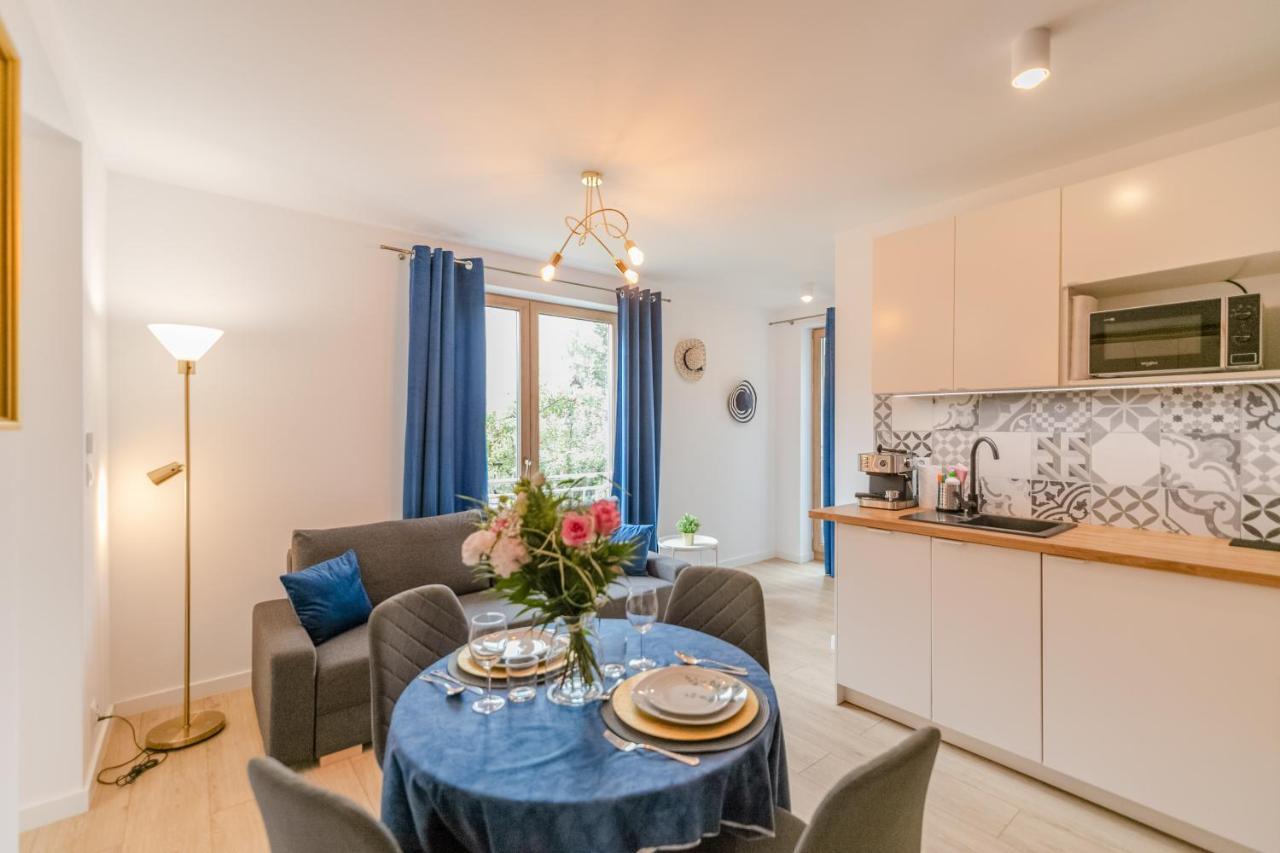 Apartamenty Pod Orzechem Z Duzym Ogrodem - Dream Apart อุสทรอน ภายนอก รูปภาพ