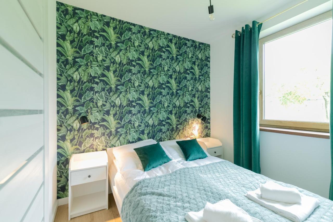 Apartamenty Pod Orzechem Z Duzym Ogrodem - Dream Apart อุสทรอน ภายนอก รูปภาพ